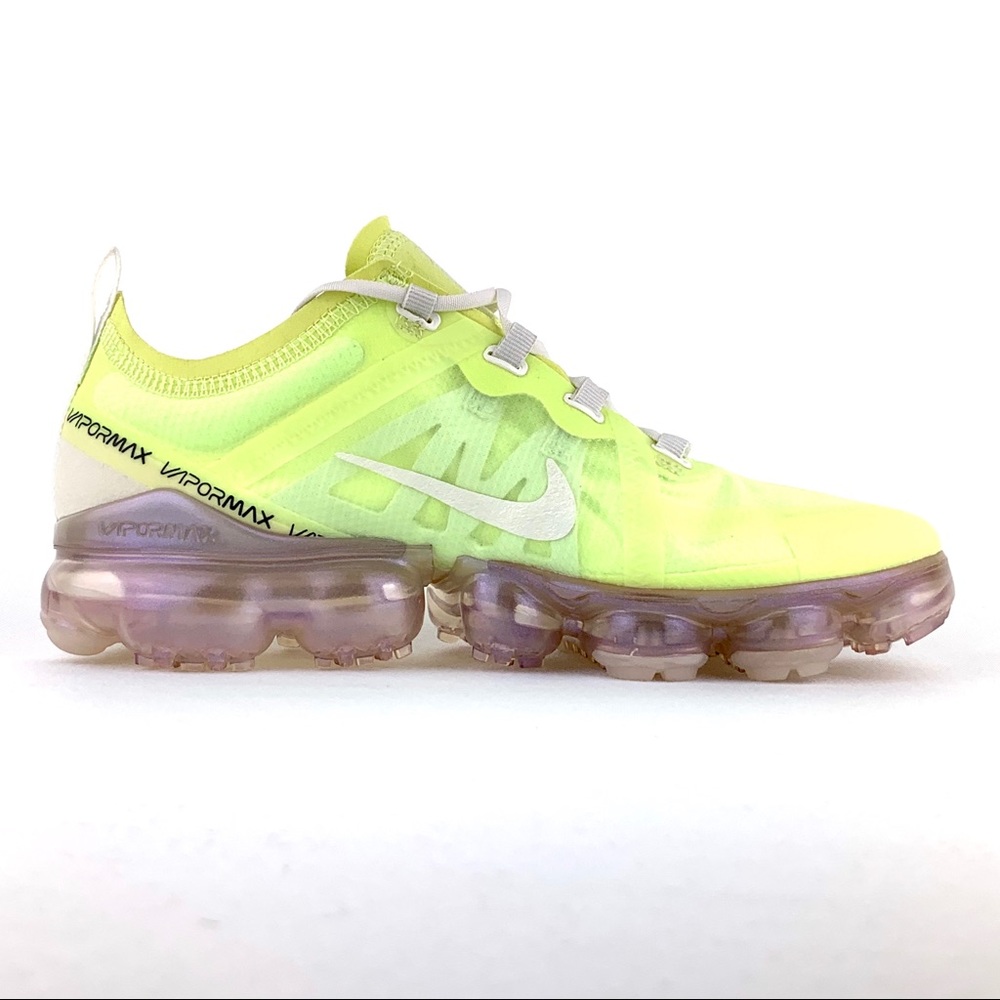 NWT Nike Air VaporMax SE Luminous Green